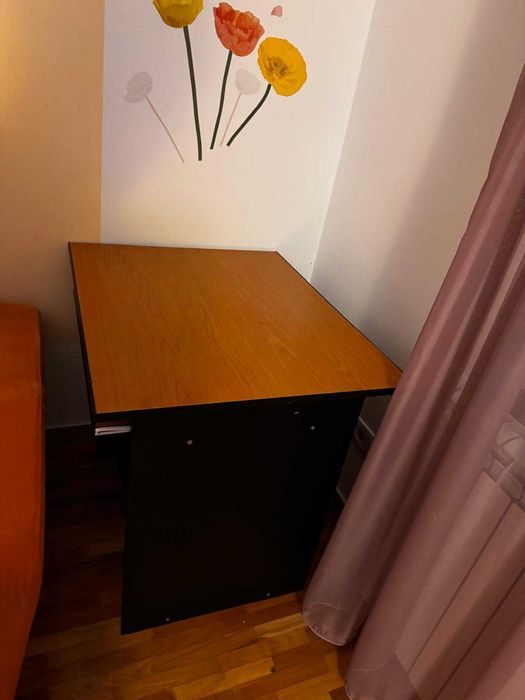 Birou din lem calitativ, suport unitate si tastatura/pentru calculator