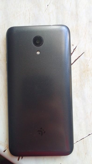 Телефон на запчасти