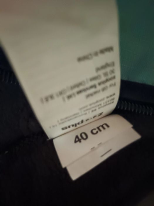 Haine pentru căței talie mică