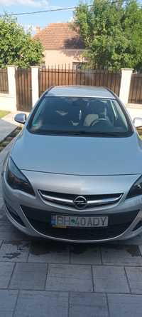 Opel Astra J 2013