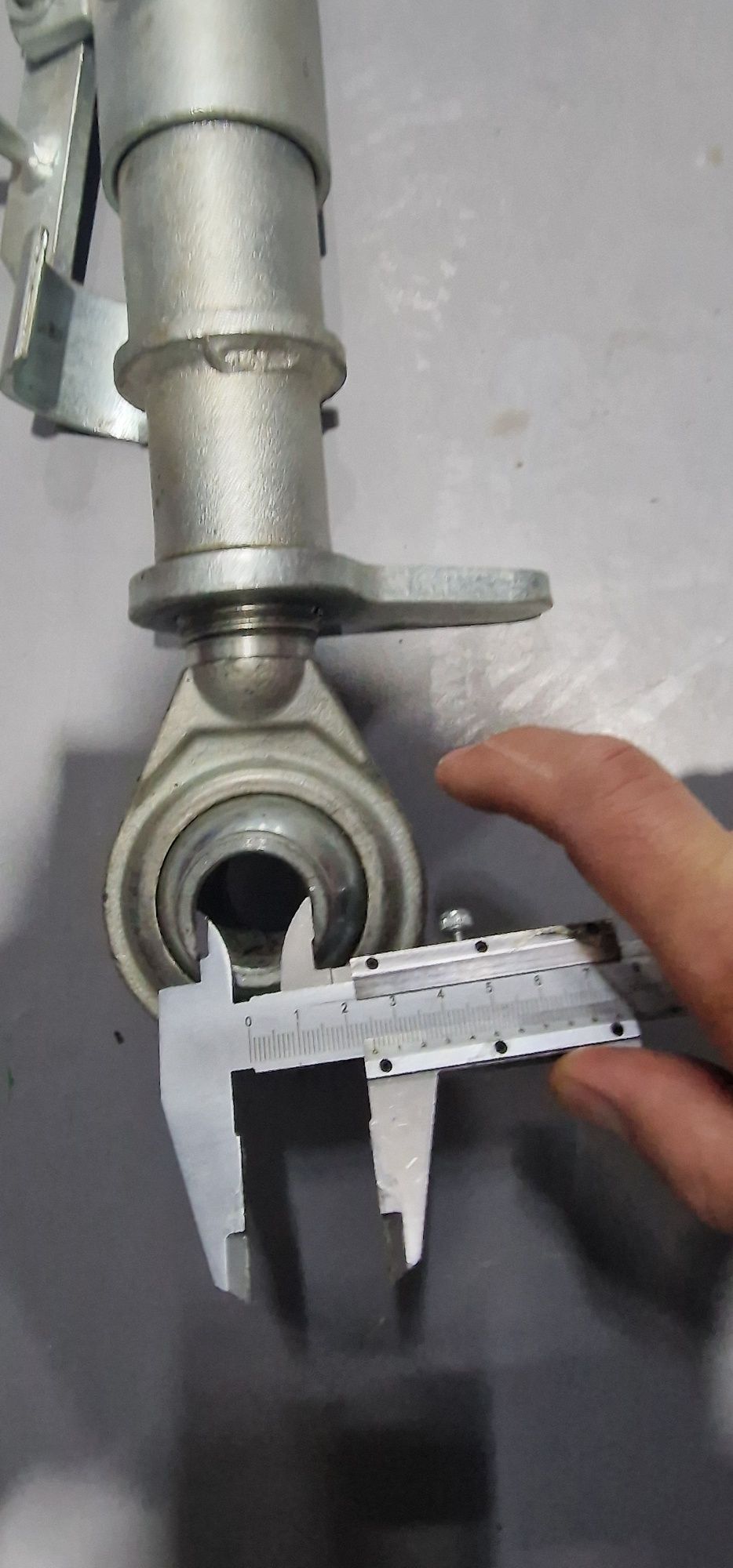 Tirant stabilizator central tractor catg 3 tija filet grosime 35 mm im