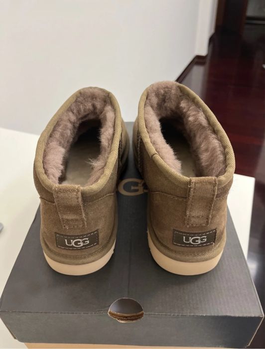 UGG Barbati marimea 43