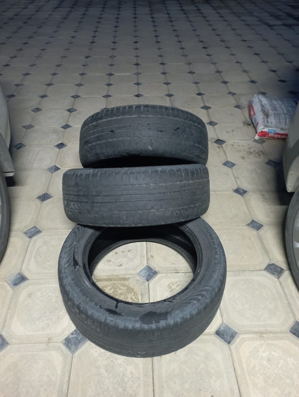 Продам шины 235/55 R18