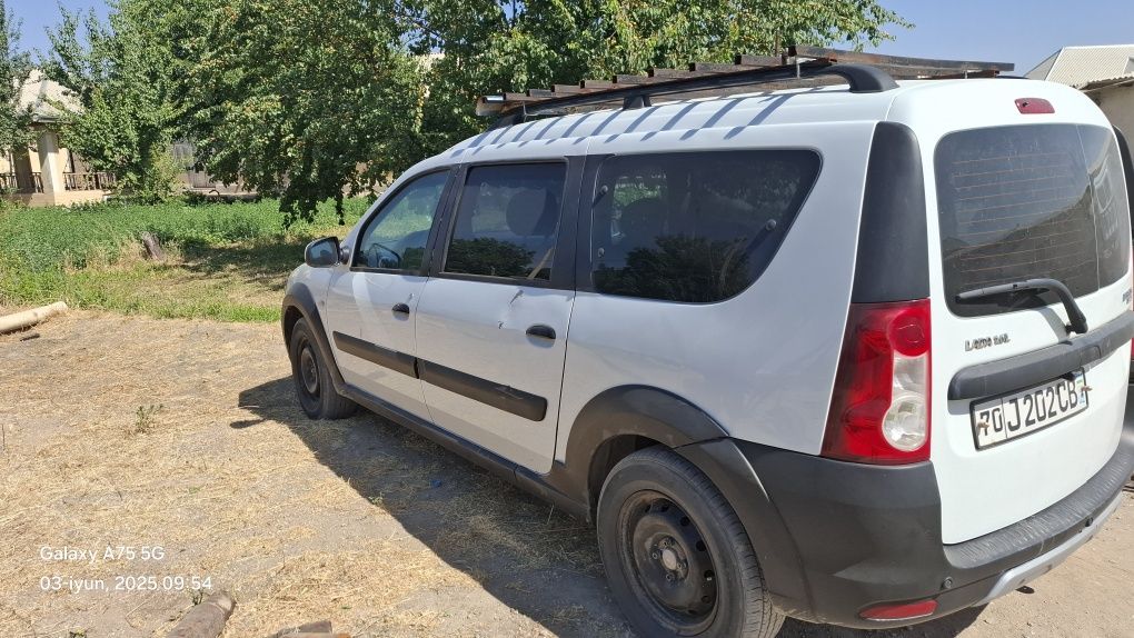 Lada largus cross 2018 holati yaxshi 4 pakalina mitan