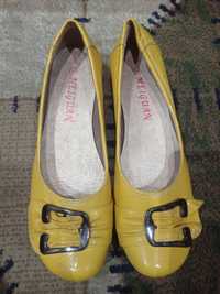 Женские туфли 40 размер