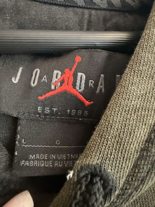 Горница с къси ръкави, Jordan