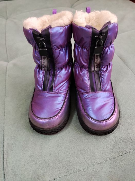 Продам детские зимние сапожки