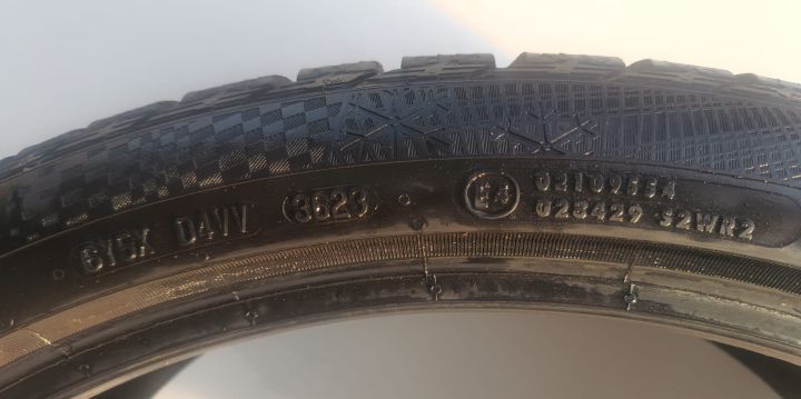 Anvelopa Continental 245/40 R20, 98%    seria