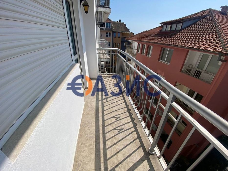 Продава се Едностаен апартамент в Несебър - 33 кв.м за 1485 €/кв.м - Снимка #13