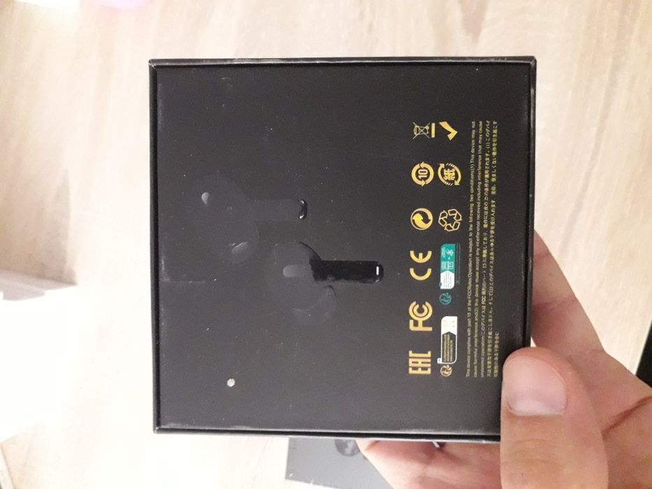 Qora ekranli AirPods pro kafolati bilan seaftili varianti