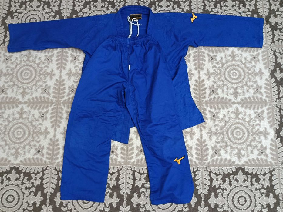 Кимоно для дзюдо