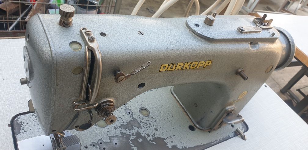 Masina cusut piele si materiale groase iundustriala Durkopf