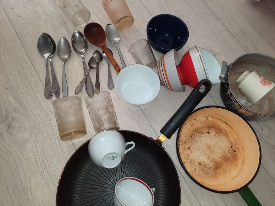 Посуду для дома отдам а нам сок