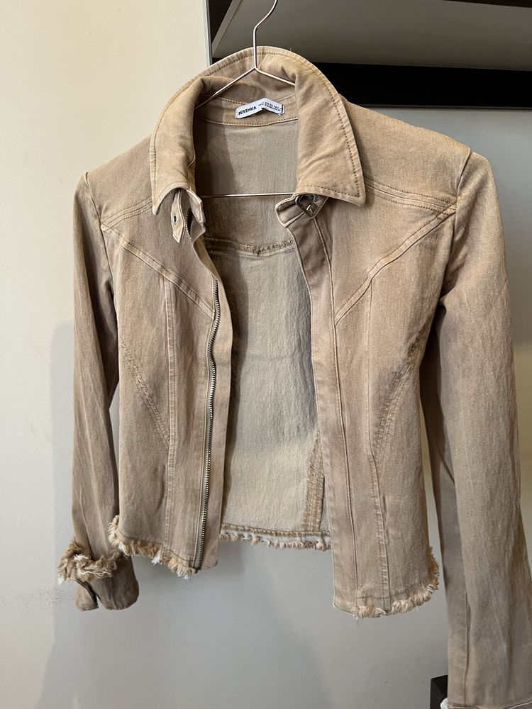 Дамско яке bershka