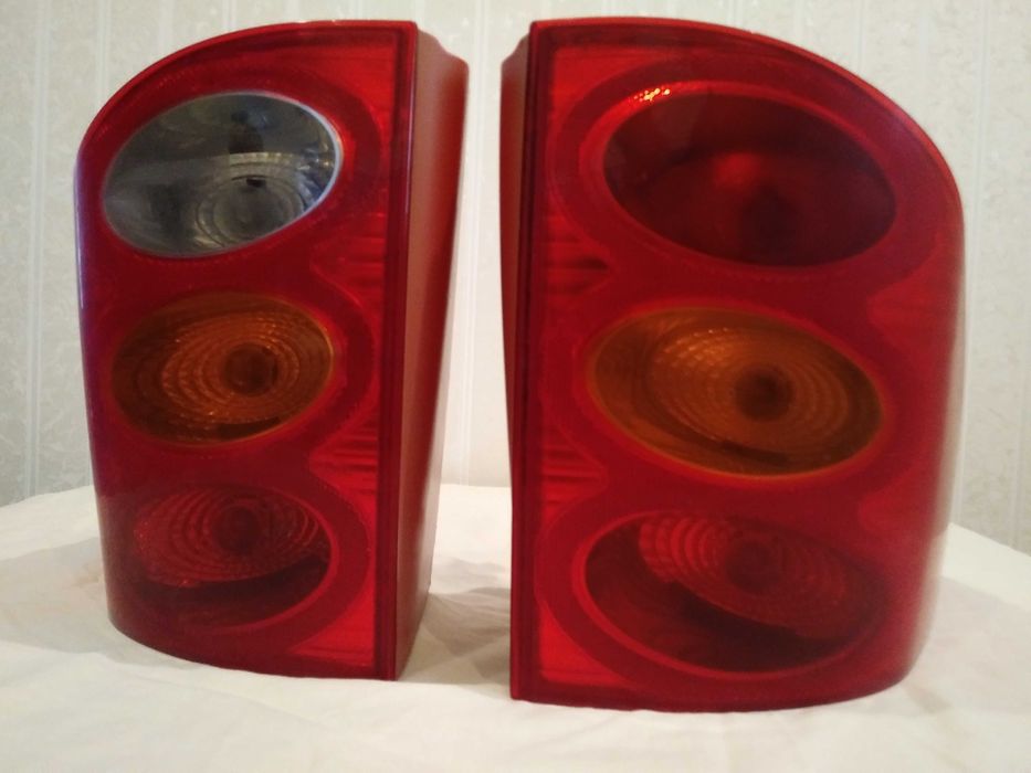 Vand piese din dezmembrare Peugeot 1007