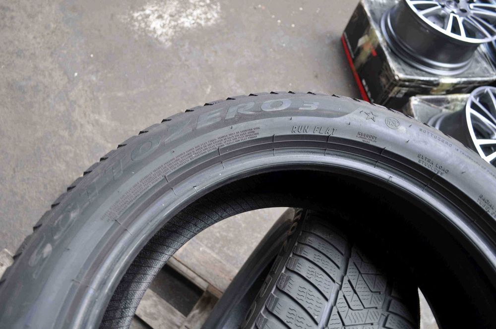SET 2 Anvelope Iarna 245/50 R19 PIRELLI Sottozero 3 105V - Runflat