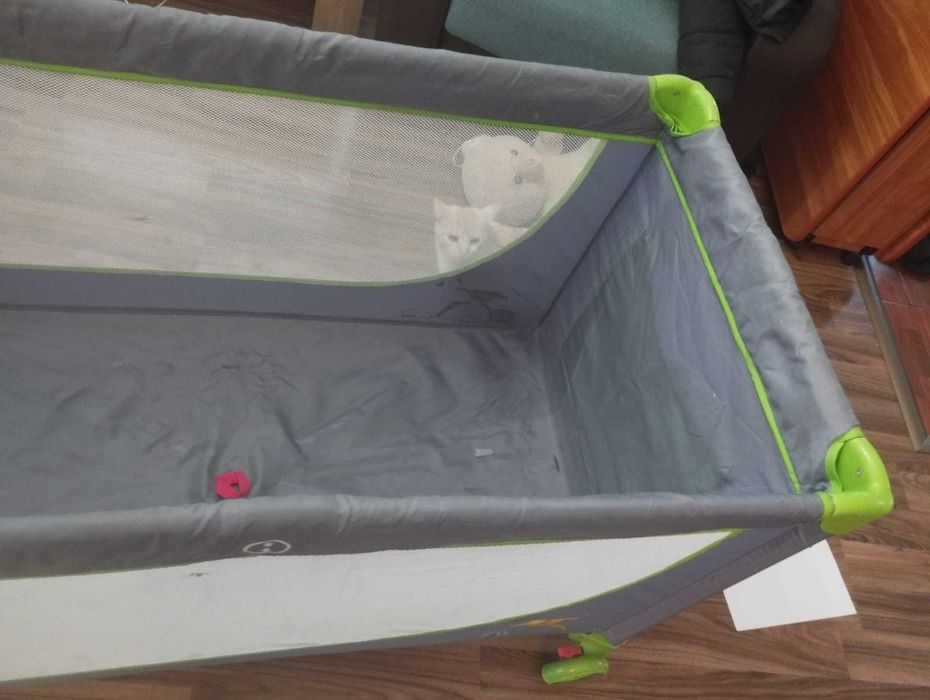 Patut copil pliabil cu saltea