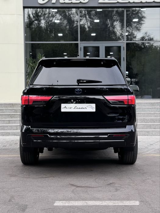 TOYOTA Sequoia iForce Max Capstone