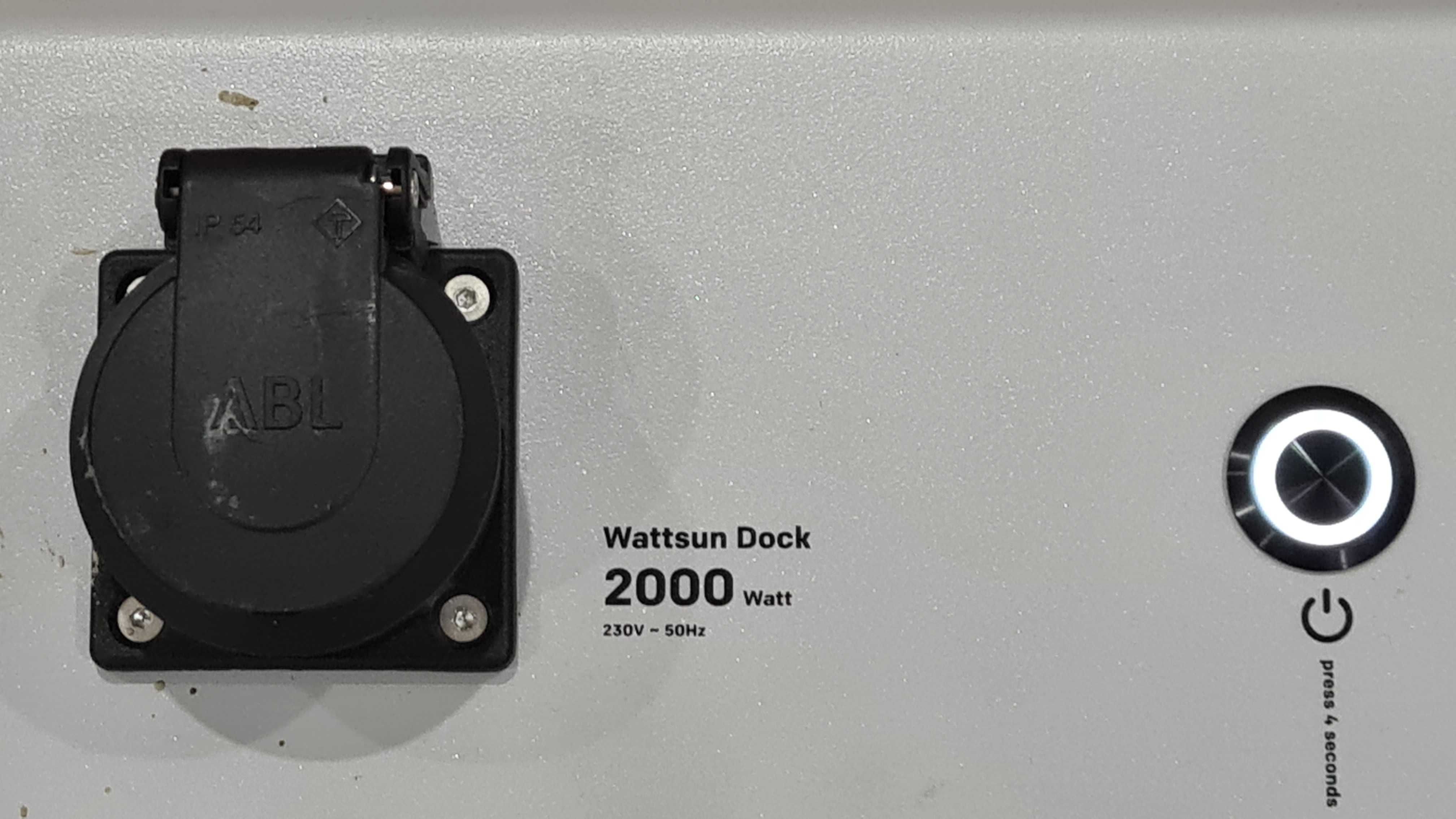 Wattsun Dock 2000W, baterie 1,4 Kw/h Li-Ion, invertor sinus pur 2000W