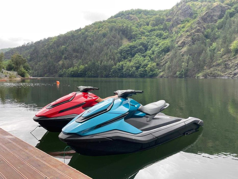 Unic importator în România oferă spre vânzare skijet electric