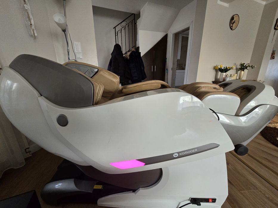 Scaun pentru masaj Komoder 9500SL 4D model premium