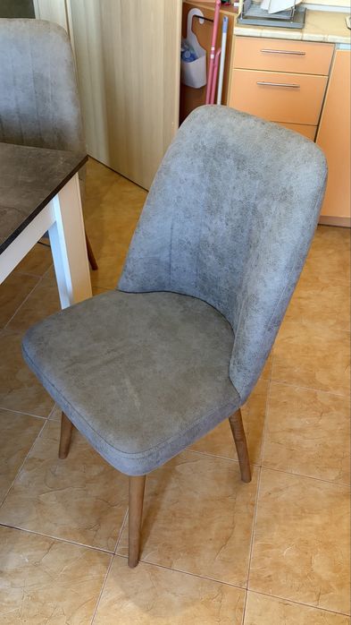 Кухненска/Трапезна/ Маса + 3 стола