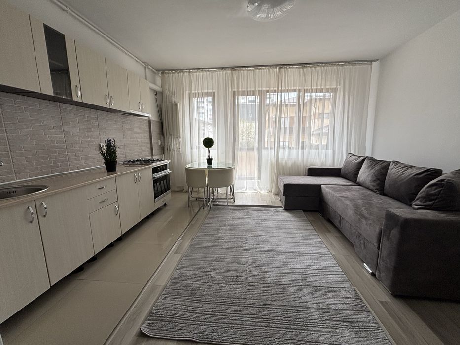 Inchiriez garsoniera