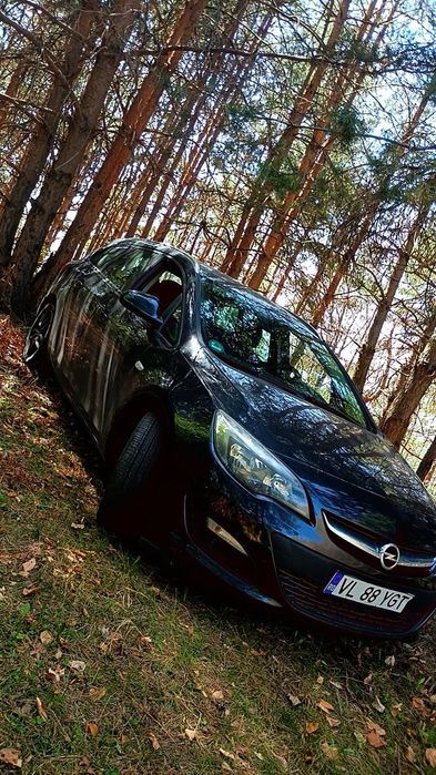Opel astra J 2013