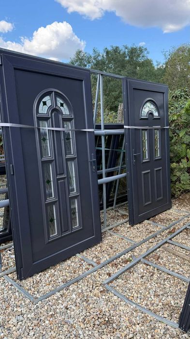 usi gri antracit noi cu model 1600 lei