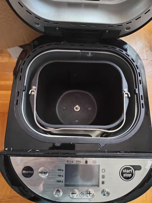 Vând mașină de pâine Tefal