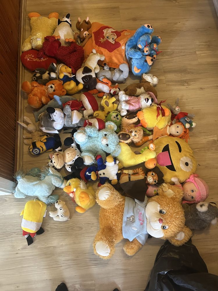 Плюшени играчки за машини