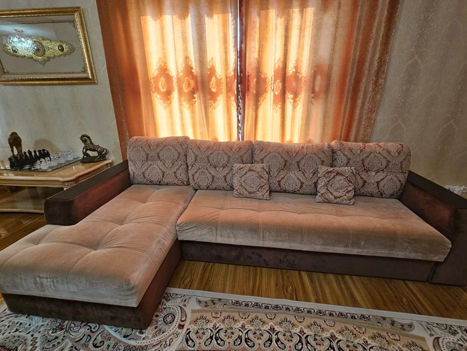 Диван в отличном состоянии