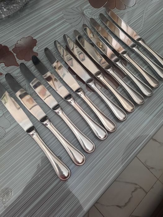 Ножи сервировочные столовые новые на 12 персон