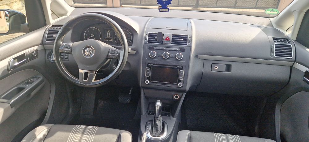 Touran 2012  diesel 140 cp DSG