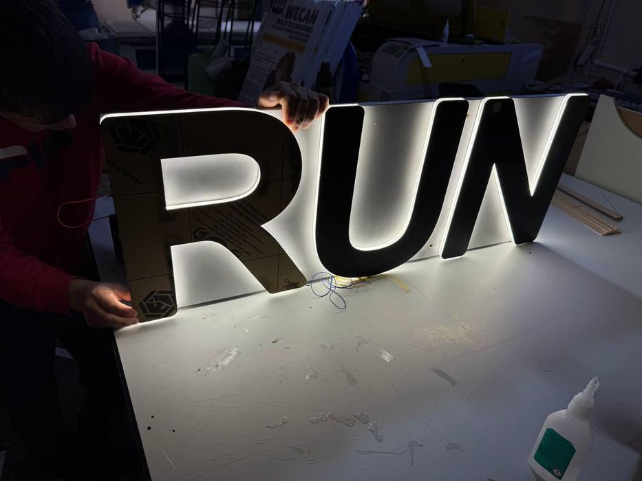 Banner. Arakal. Bukva. Jakard birka. Lenta. Bitka. Paket.