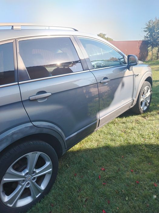 Vând, CHEVROLET CAPTIVA 2011,DISEL 2,2  Km 285000 functonal
