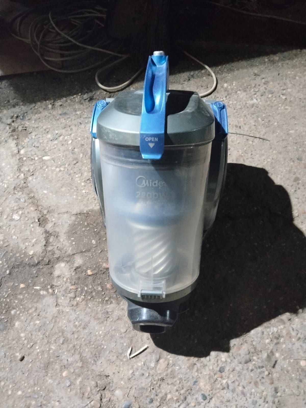 Пылесос midea мощный
