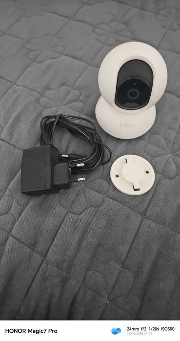 Cameră supraveghere TP-Link Tapo C200 – 1080p, PanTilt 360°, Wi-Fi