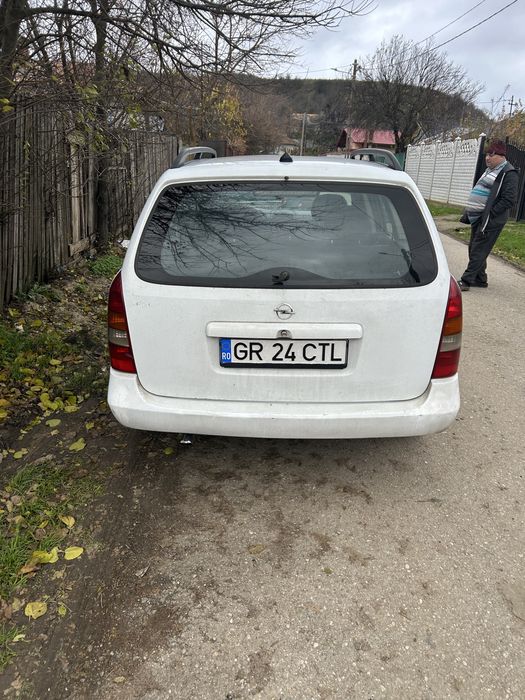 Vand sau schimb opel astra g 1.7