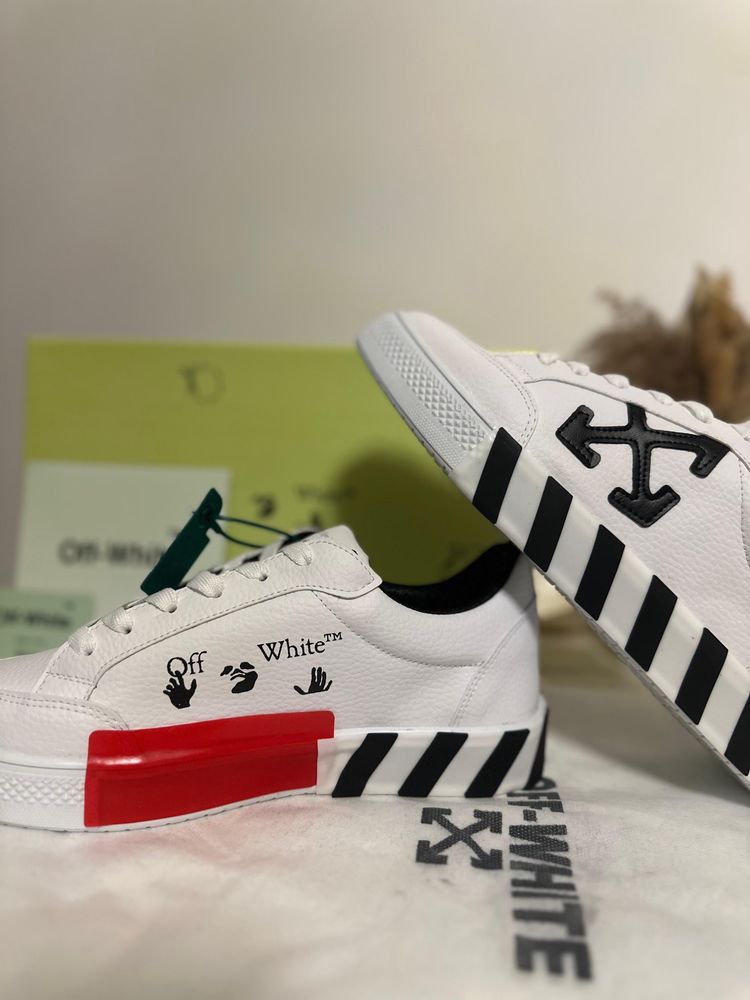 Off White New Low Vulcanized Sneakers