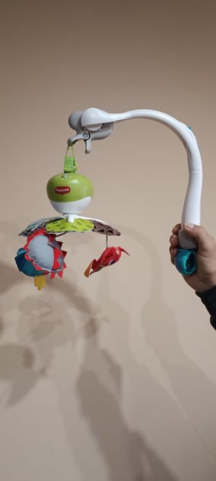 TINY LOVE музикална въртележка