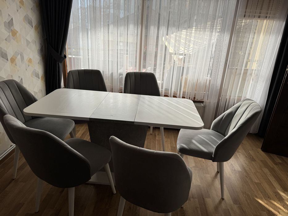 Разтегателна Маса с 6 стола