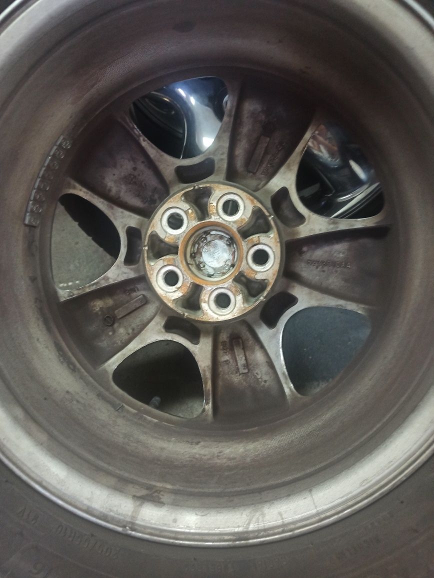 Гуми MICHELIN с джанти Chrysler 4бр