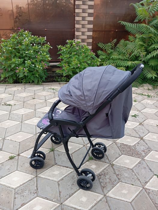 Продается коляска прогулочная