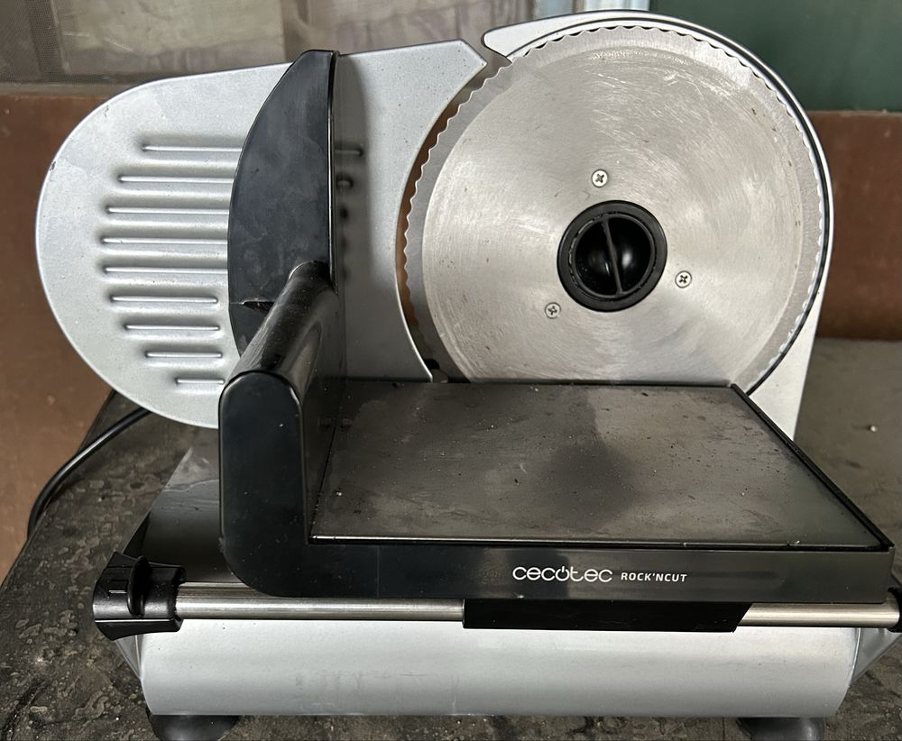 Колбасорезачка Cecotec Rock’nCut