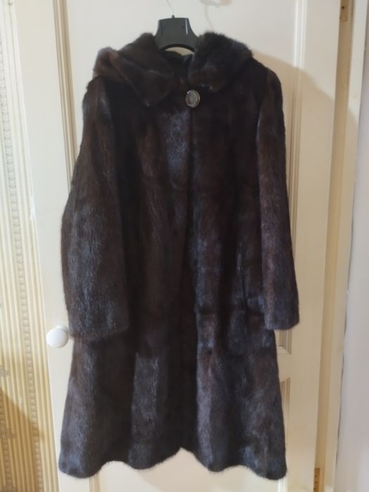 Шуба норковая в отличном состоянии