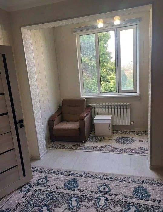 Shayhontohur rayon tinchlik metroda 2 xonali kvartira ijaraga beriladi