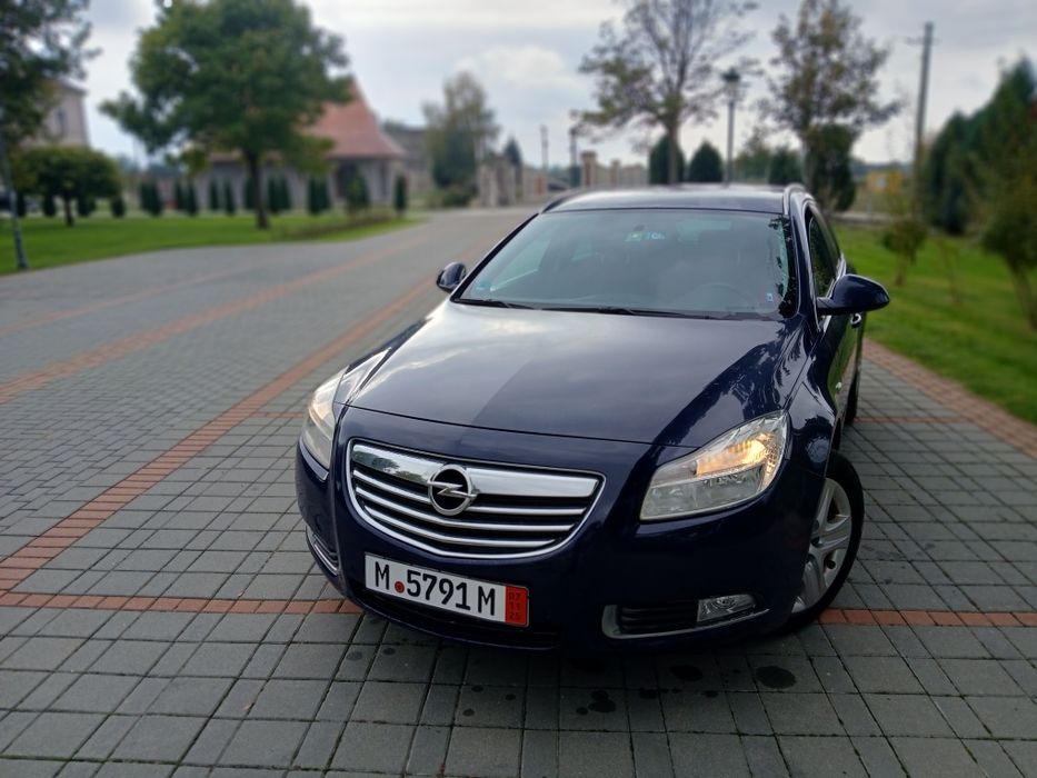 Opel Insignia 1.9 Diesel variante auto

Model 2012

Excepționala :cu m