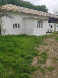 Casa de vanzare plus teren in Roata de Jos