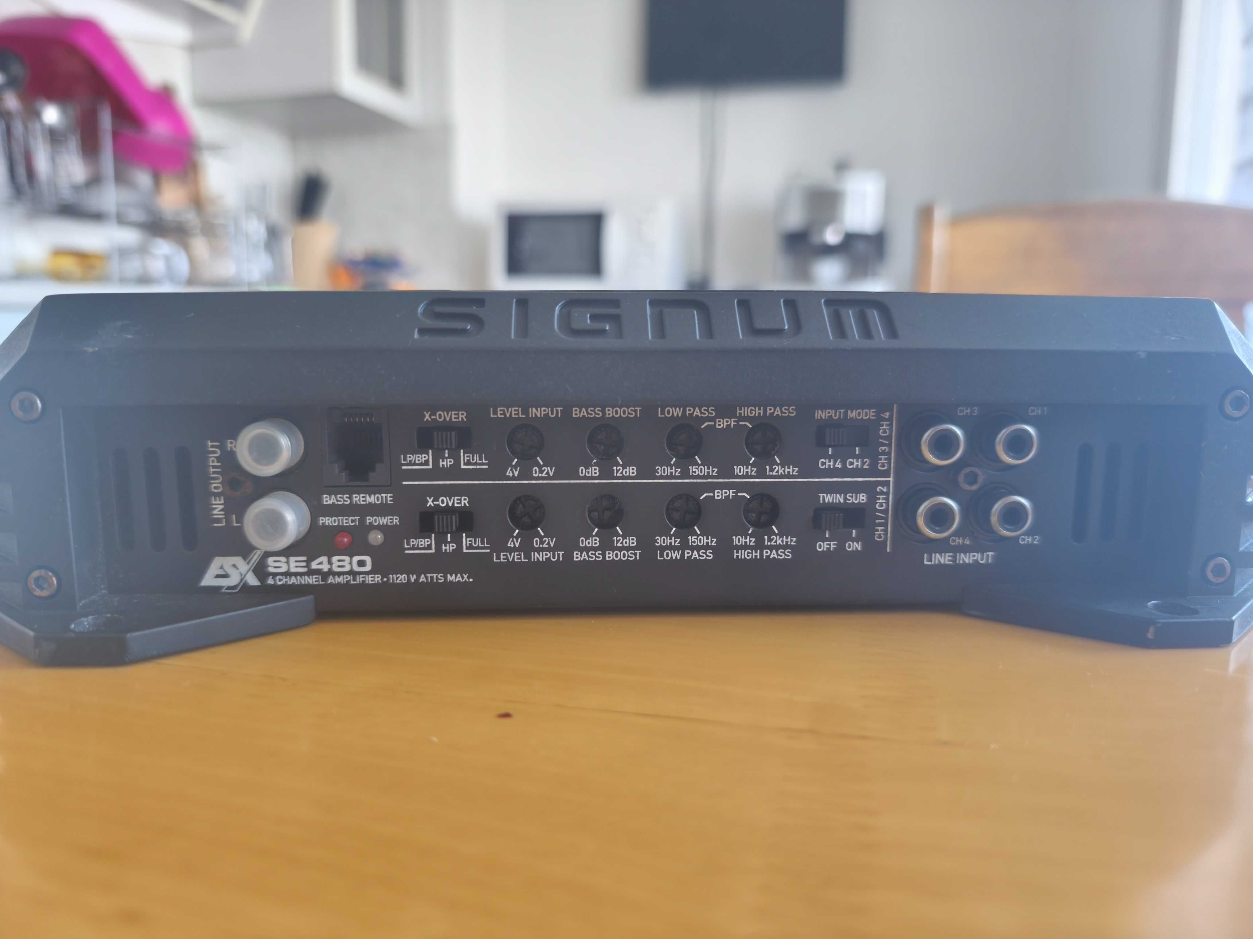 Усилвател за кола ESX Signum SE 480 4х80 RMS